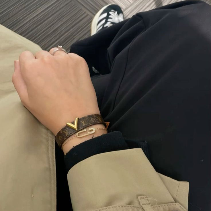 Armband Essential LV